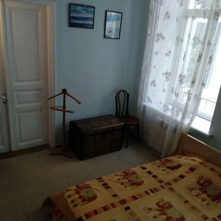 3 Комнатная Квартира В Тихом Центре